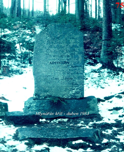 Mlynaruv kriz 1983.jpg - Mlynářův kříž v roce 1983